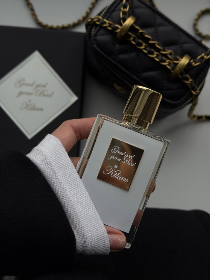 Luxury Perfume for Her with 30% essence, sweet flower - 50ml.